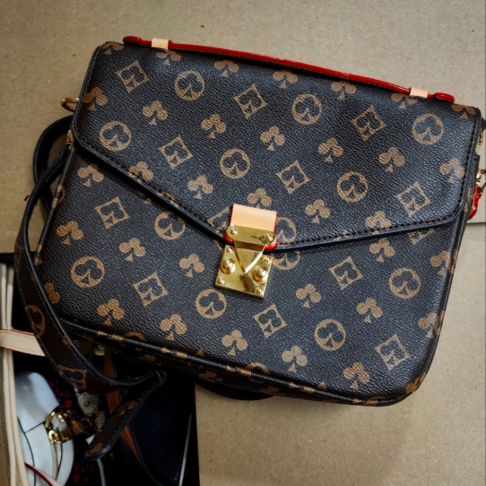 Womens purse